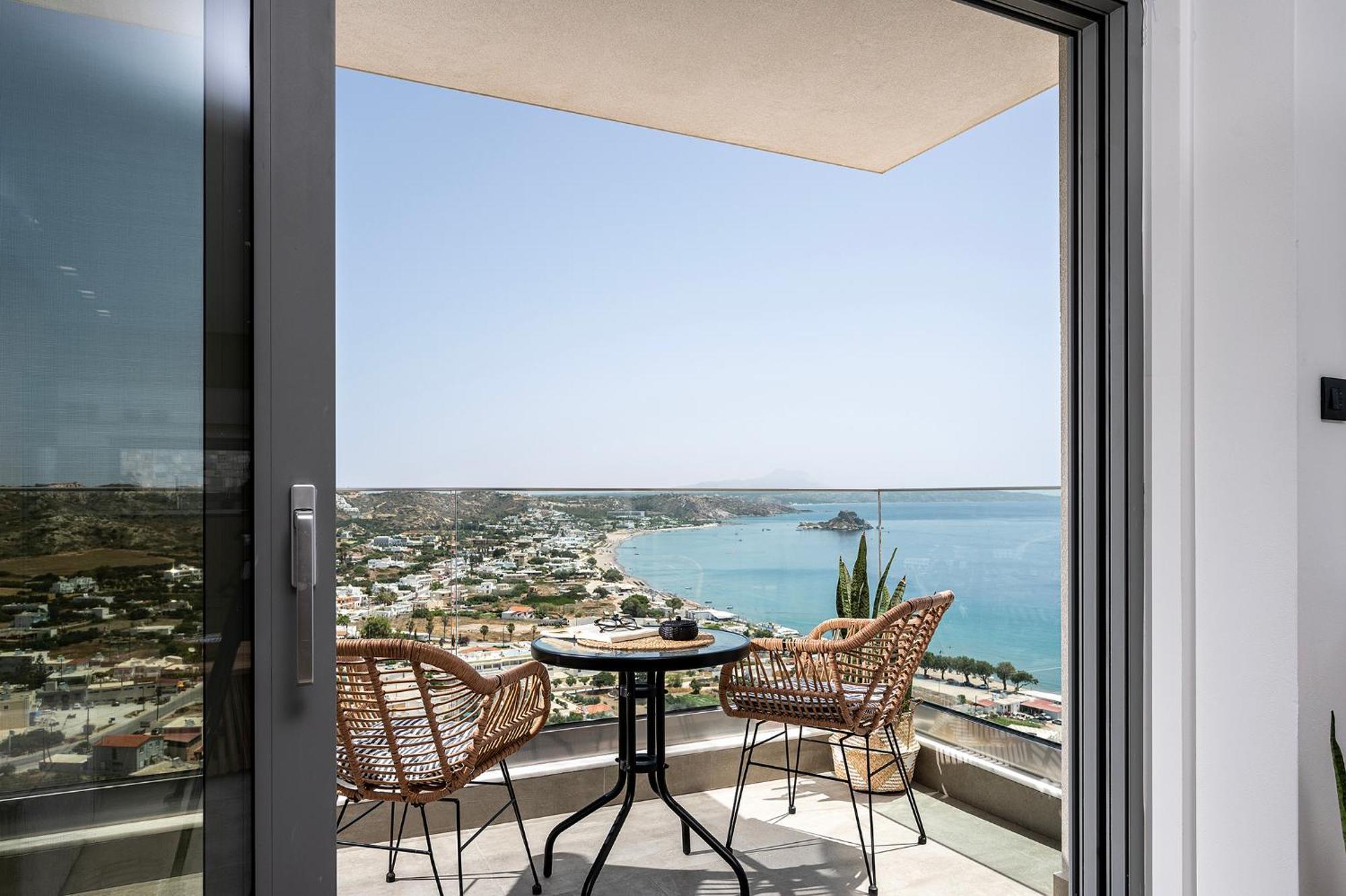 Mousonas Luxury Living Apartment Kampos  ภายนอก รูปภาพ