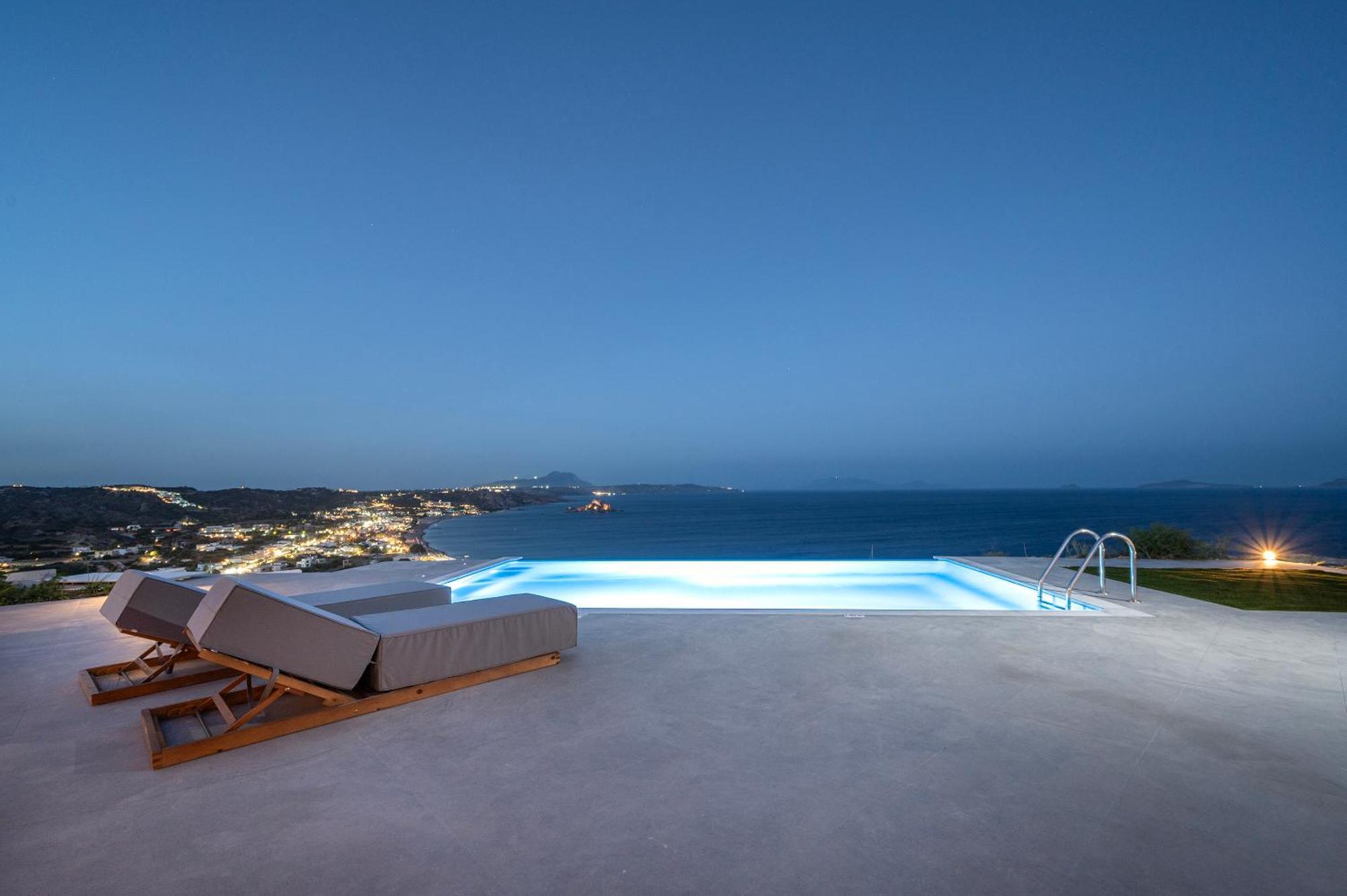 Mousonas Luxury Living Apartment Kampos  ภายนอก รูปภาพ